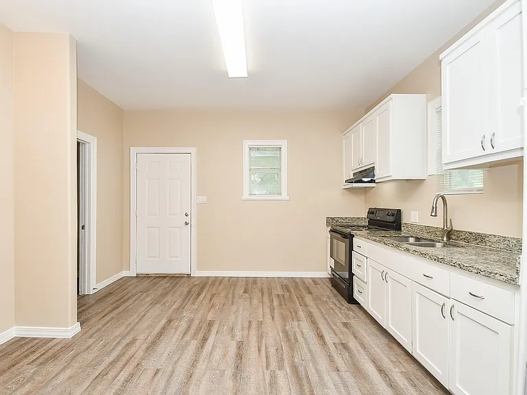 4301 Gregory St — Photo 21