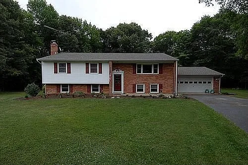 9265 East Ct photo 1