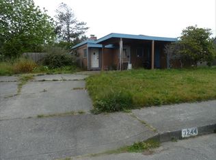 3244 Gross St, Eureka, CA 95503