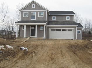 5871 Hemlock Dr SW, Grandville, MI 49418