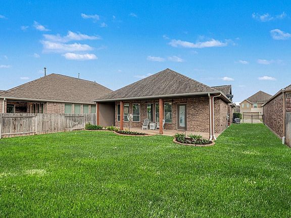 3rd image of 7434 Kearney Hill Ln
