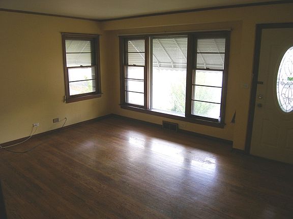 5th image of 1015 Prairie Ave #8909