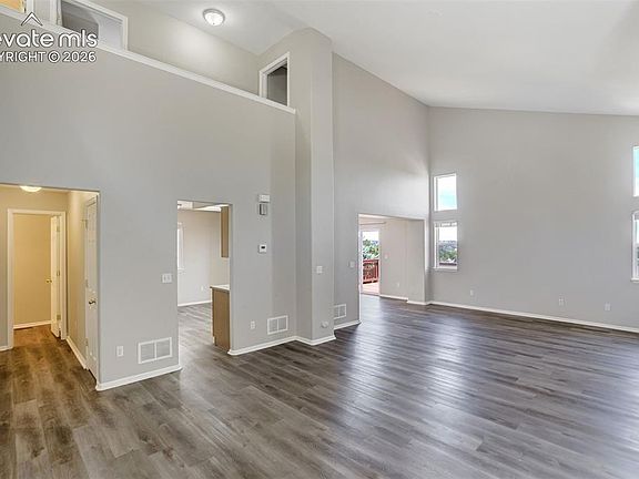 4th image of 4731 Saddle Ridge Dr