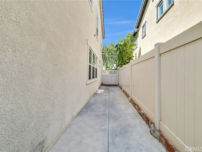 1258 Begovich St — Photo 49