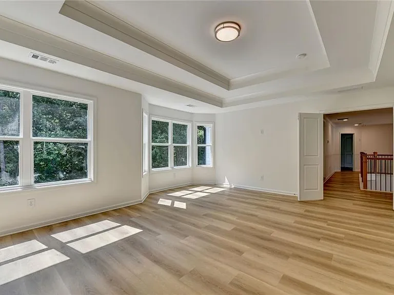 9135 Fox Trail Ln — Photo 40