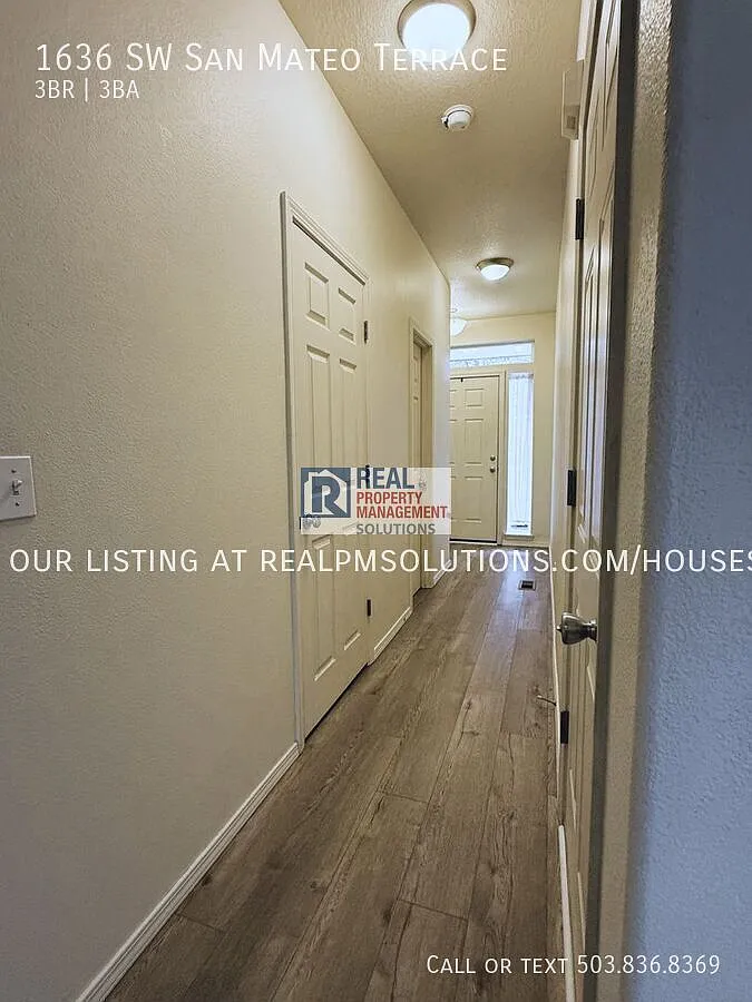 Arbor Station Townhome Available! — Photo 4