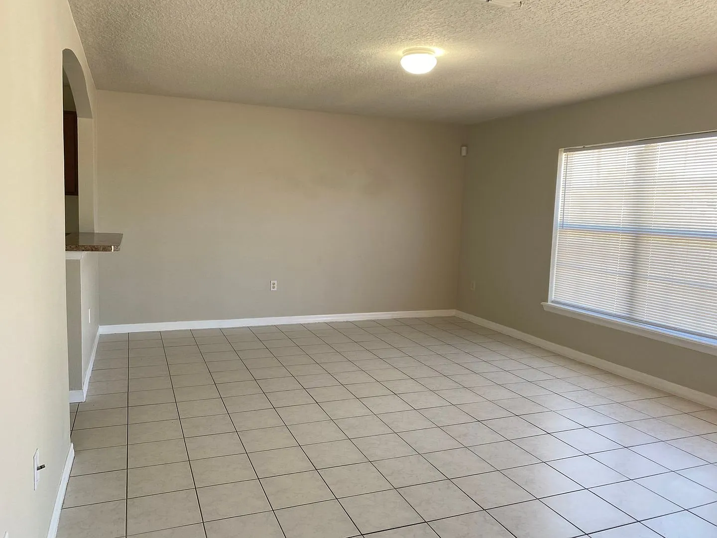 3 Bedroom, 1 bathroom Duplex Winter Haven — Photo 4