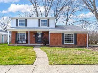 14431 Auburndale St, Livonia, MI 48154