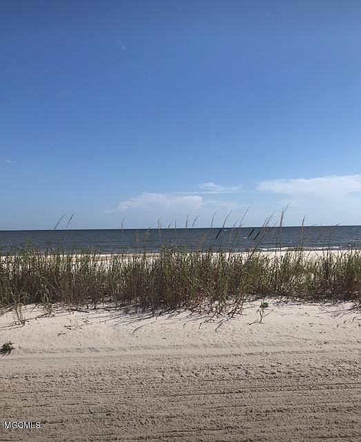1st image of 532 S Beach Blvd