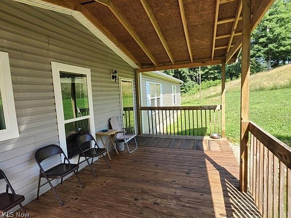 2nd image of 960 Kerby Ridge Rd