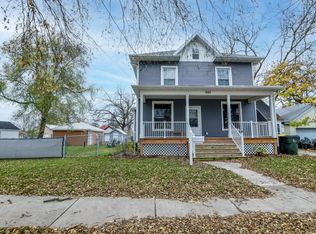 665-667 7th St, Prairie Du Sac, WI 53578