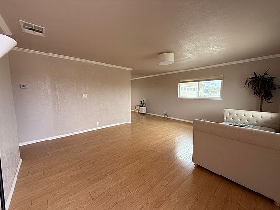 4th image of 71829 Manana Dr