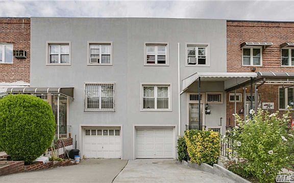 2nd image of 16305 72nd Ave