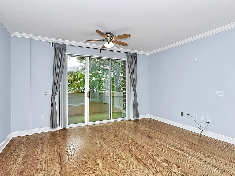 300 W 5th St #315 — Photo 17