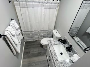 239 Hartfield Rd #1, Hattiesburg, MS 39402