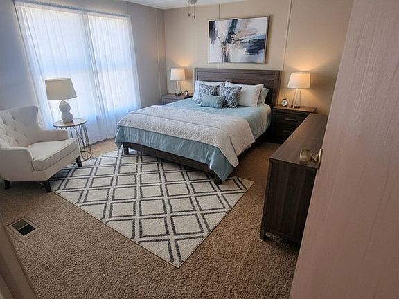 5th image of 605 N 20th St Space 14