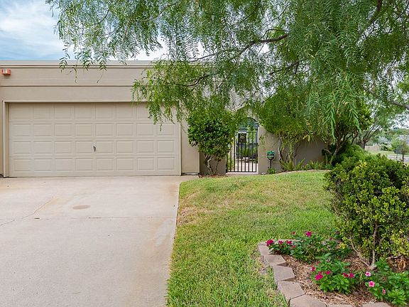 2nd image of 102 Pebble Creek Dr
