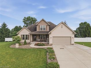 5852 Sky Ridge Ave NE, Louisville, OH 44641