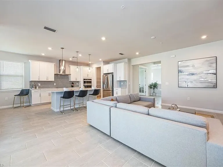 4687 Arboretum Cir #203 — Photo 8