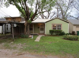 110 Smith St, Burkburnett, TX 76354