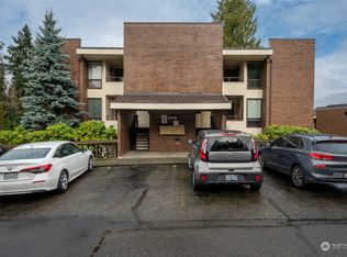 10921 Glen Acres Dr S APT C, Seattle, WA 98168