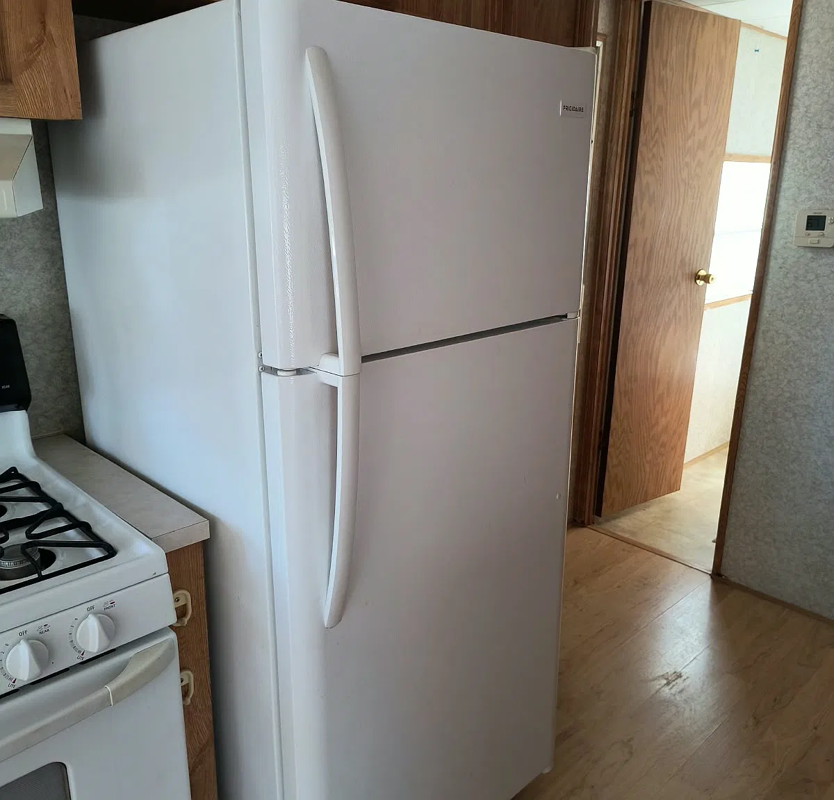 1 bed, 350 sqft, $650 — Photo 2