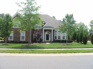 6005 Lowergate Dr, Waxhaw, NC 28173