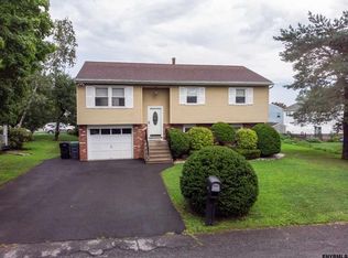 6 Pershing Dr, Latham, NY 12110