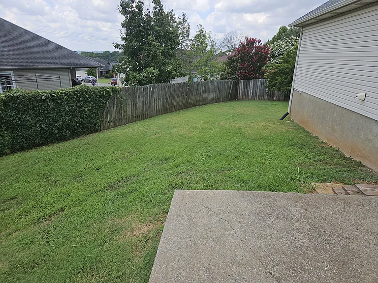 403 Ford Ct — Photo 17
