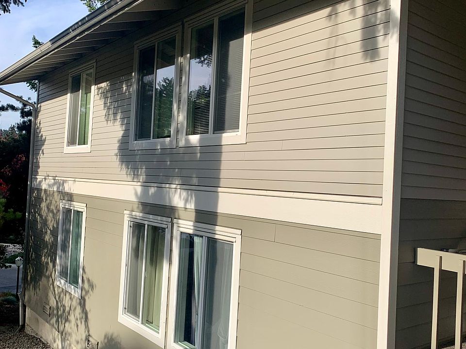 1st image of 3278 80th Ave SE APT 1