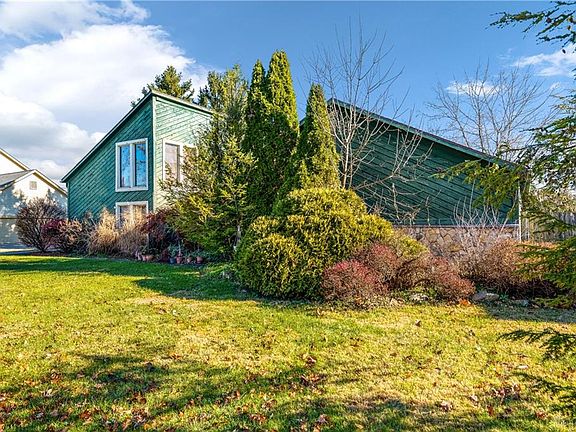 2nd image of 7491 Pelbrook Farm Dr