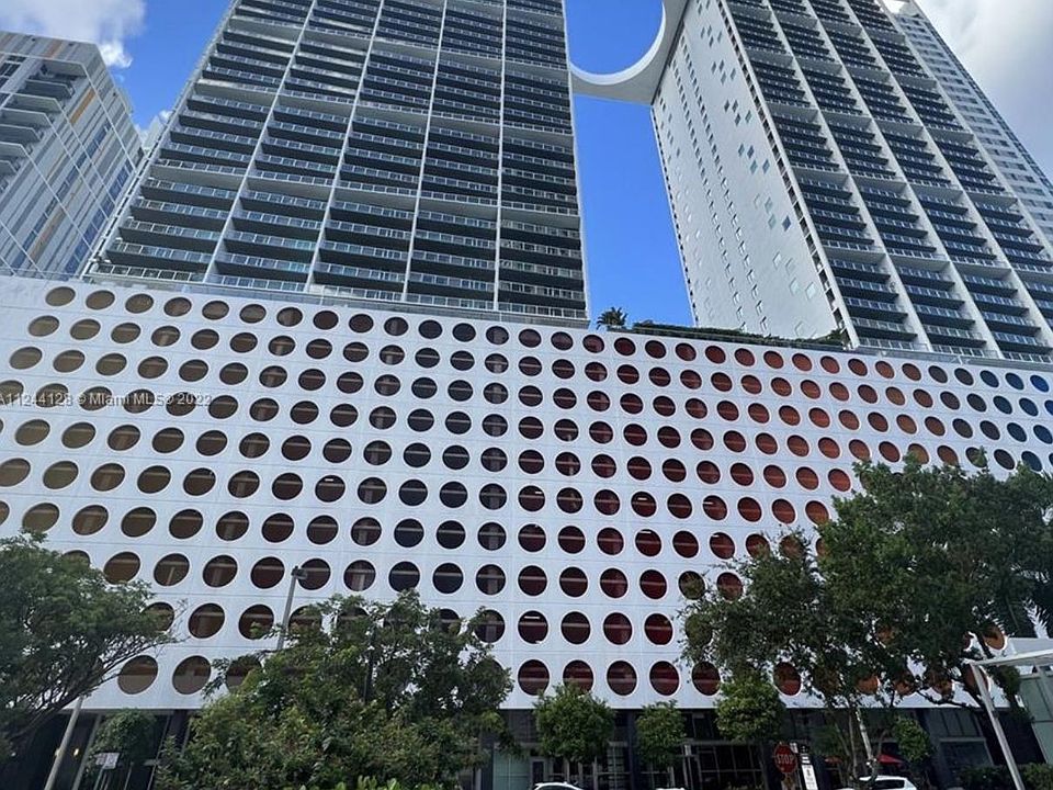 1st image of 500 Brickell Ave APT 2900