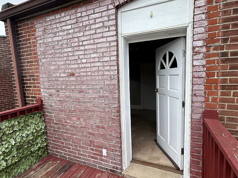 1909 Maury Ave #2 — Photo 10