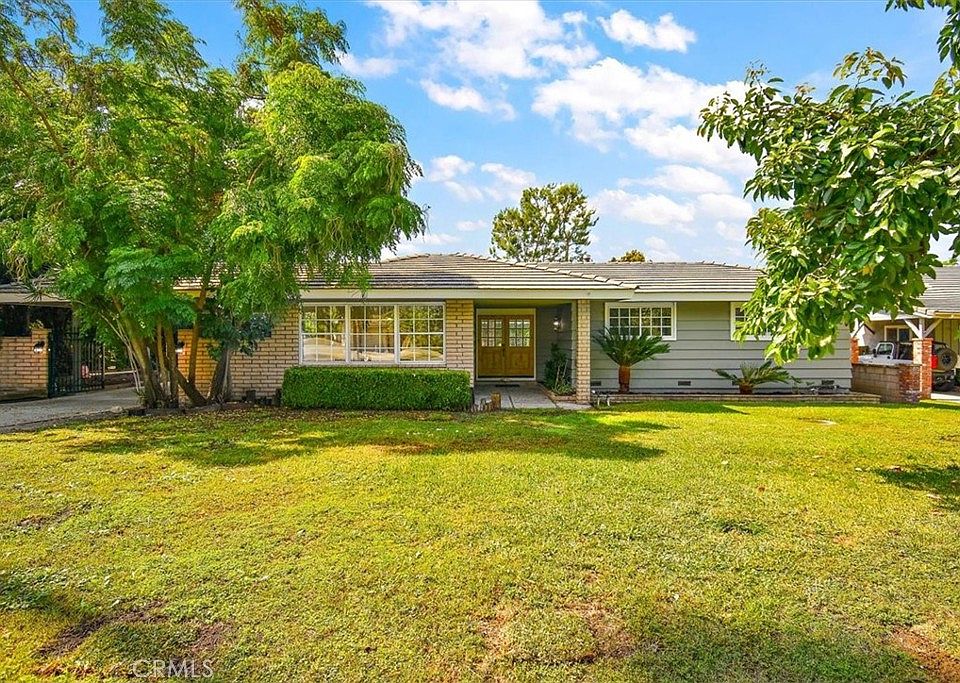 1st image of 2645 Del Vista Dr