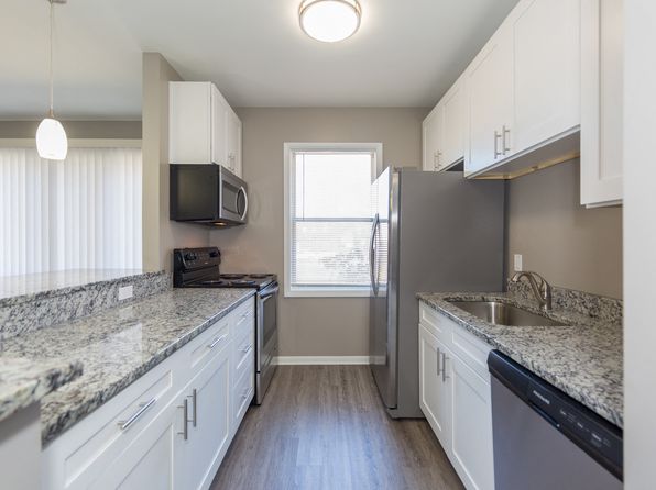 14214 Cedar Rd #204J