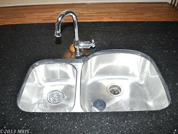 3rd image of 5112 W Maple Shade Ln