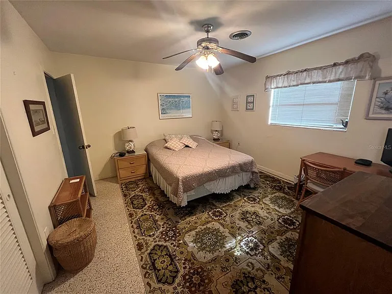 505 Granada Ave — Photo 17