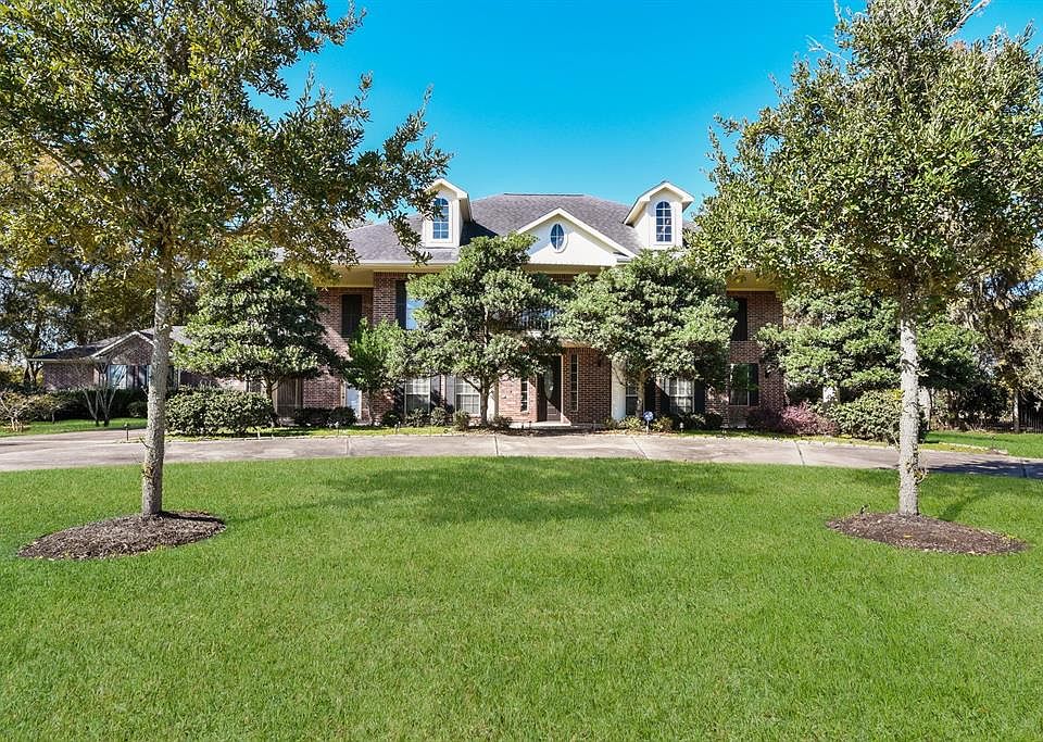 1st image of 8834 Aubrey Ln