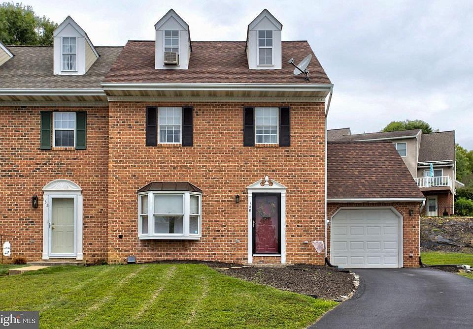 1st image of 140 Rockford Sq