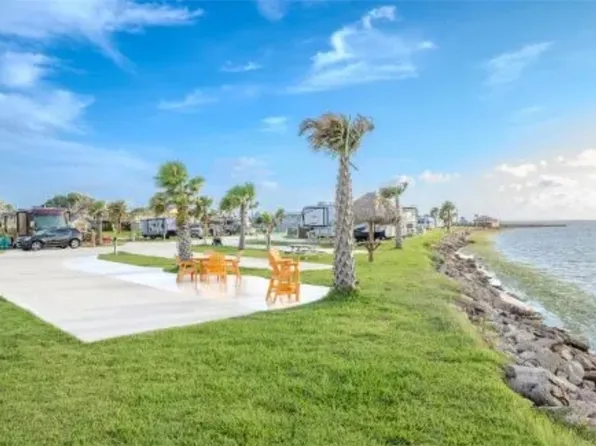 101 Caribbean Dr #44, Corpus Christi, TX 78418