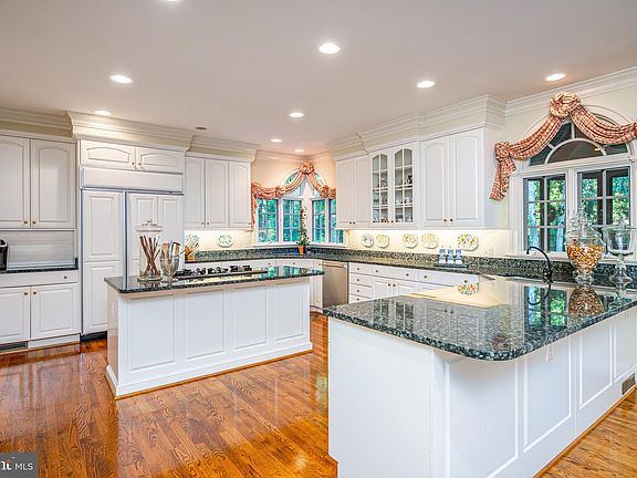 4th image of 2603 Geneva Hill Ct