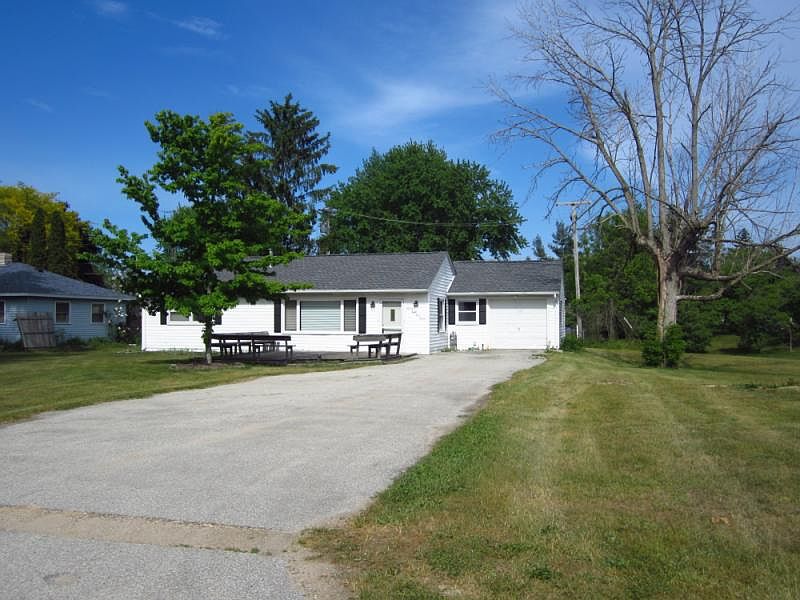 1st image of 7817 Sanilac Ave