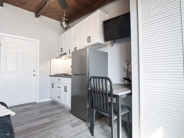 Casas On Cordova Street Apartments — Photo 46