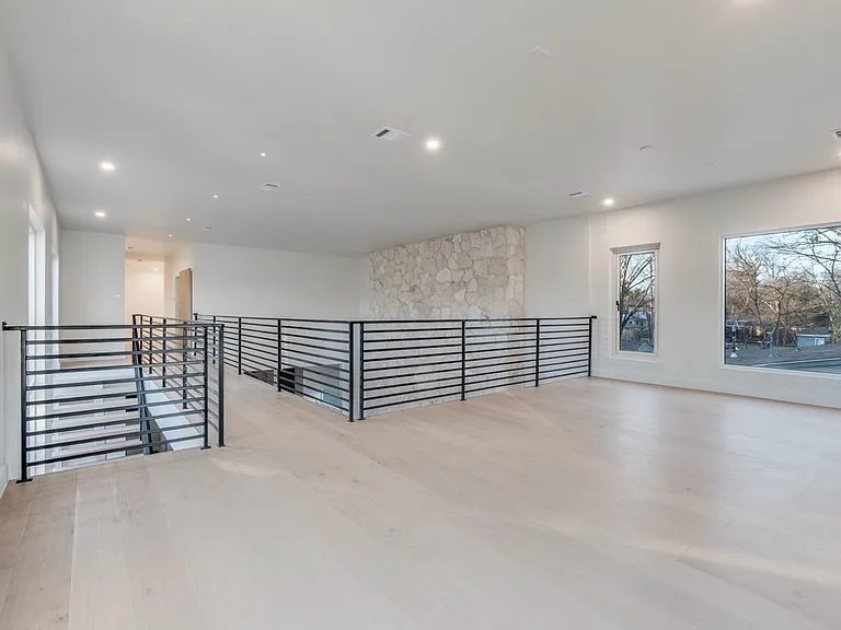 3821 Beechwood Ln — Photo 17
