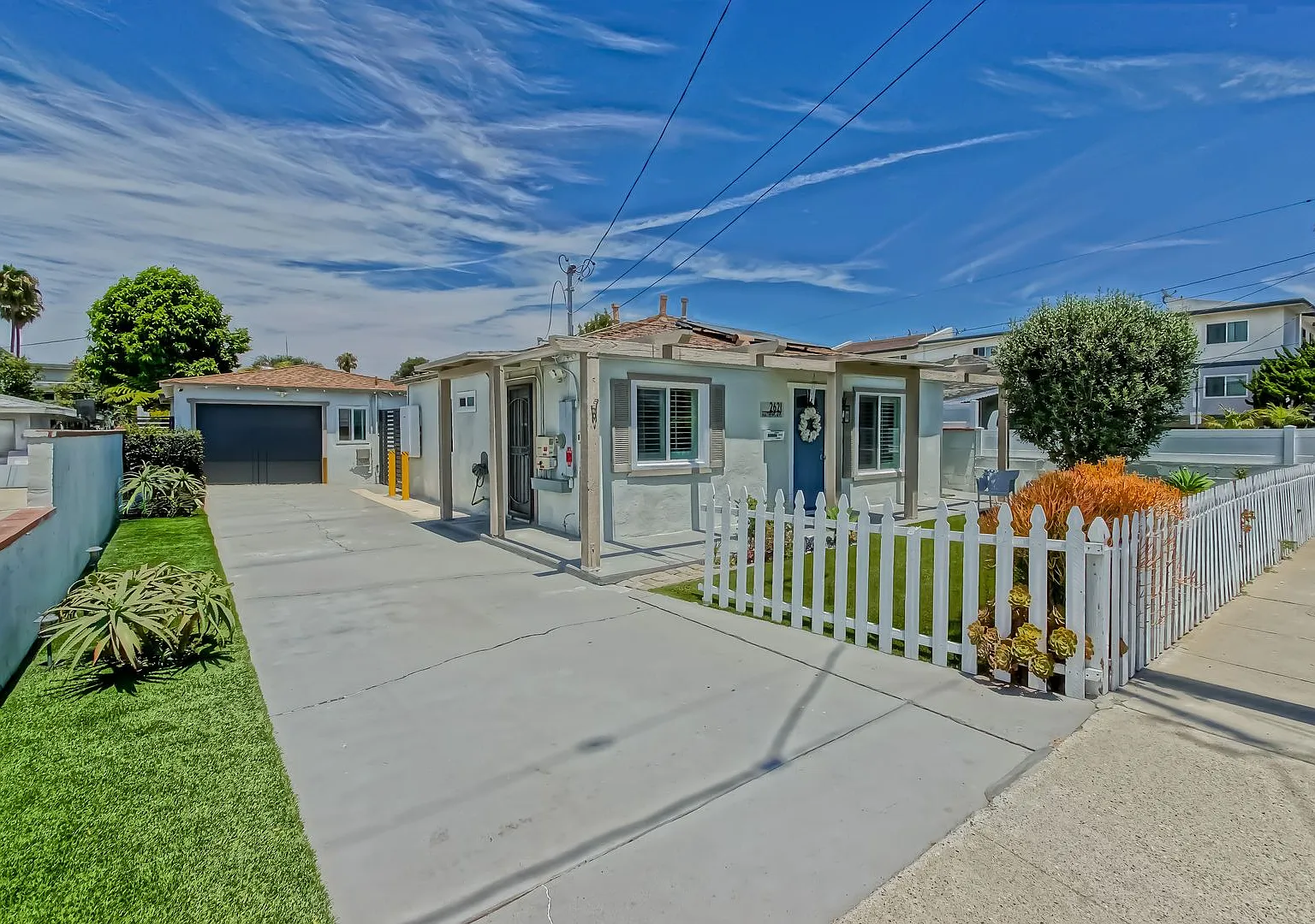 Remodeled, Bright & Airy 5 Room Home on Spacious Lot w/ 3BR2BA Main House, 2 Additional Detached ... — Photo 1