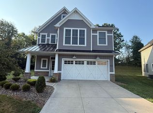 2990 Creekside Ct, Stow, OH 44224