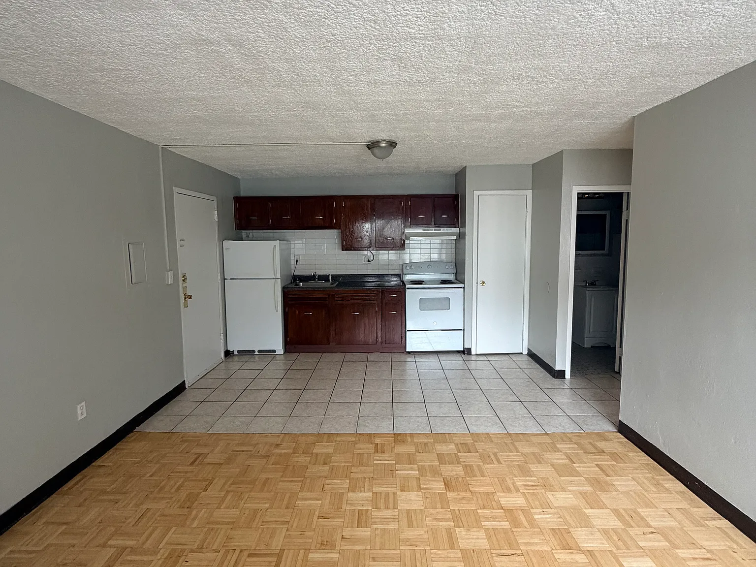1 bed, $1,400 — Photo 2