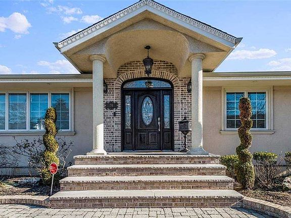 2nd image of 79 Harbor Ln