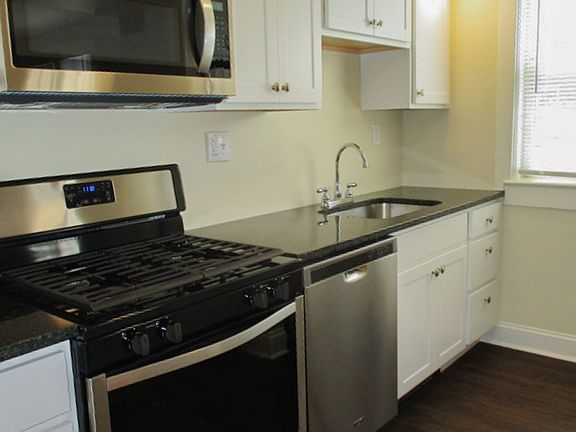 2nd image of 101 S Linwood Ave
