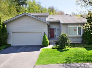 5 Gatewood #5, Avon, CT 06001